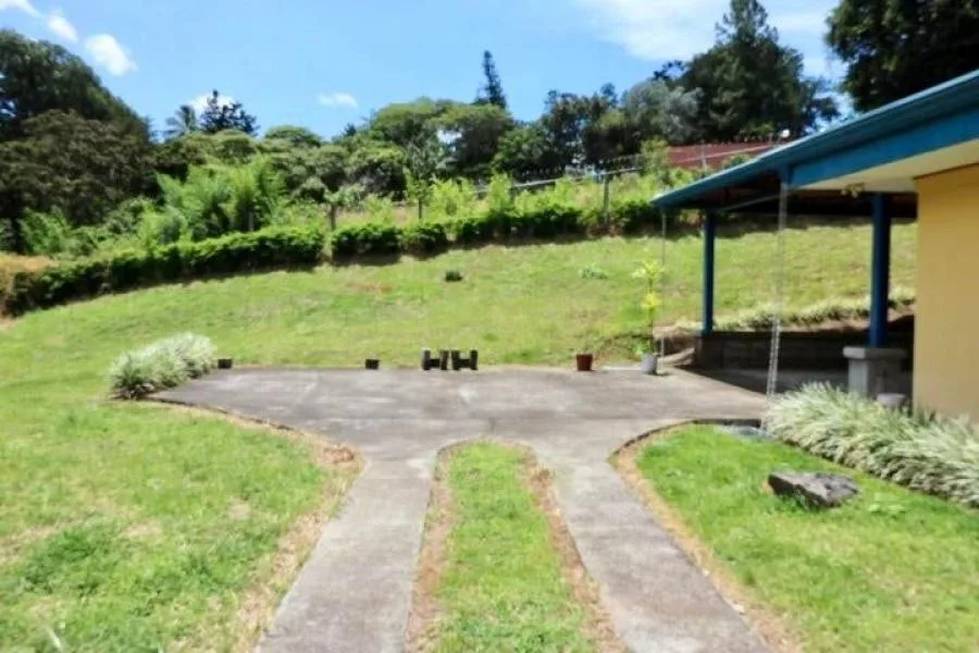 Venta de Casa + Lote en Santa Bárbara, Heredia. RAH 25-27 - Venta en Santa Bárbara
