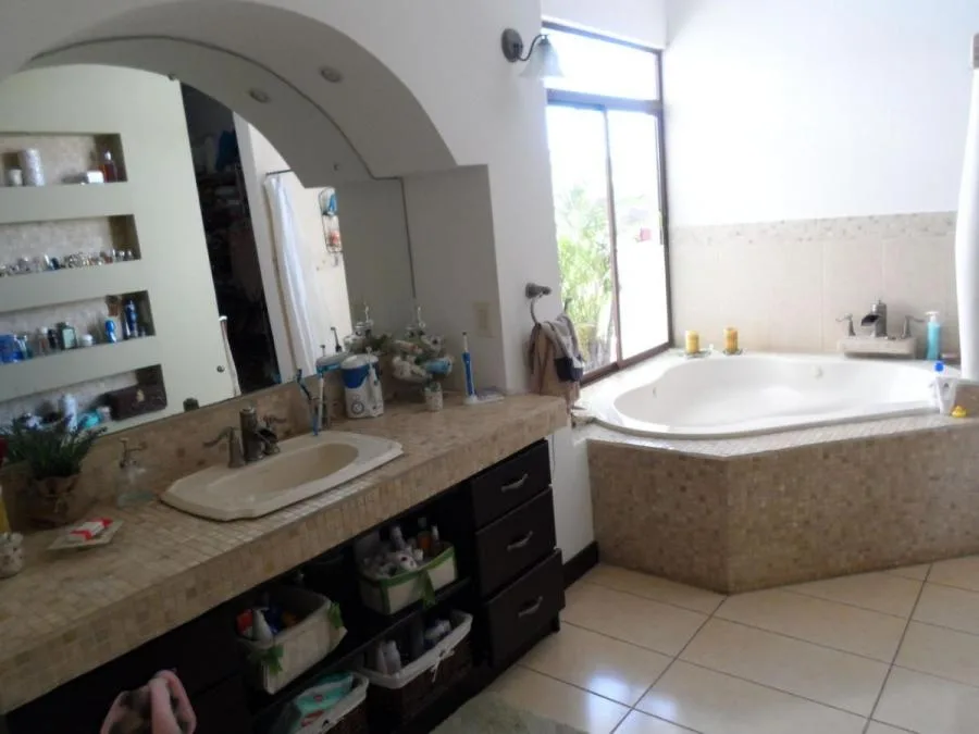 Casa en Venta en Santo Domingo, Heredia RAH #222162 - Venta en Santo Domingo — photo 3