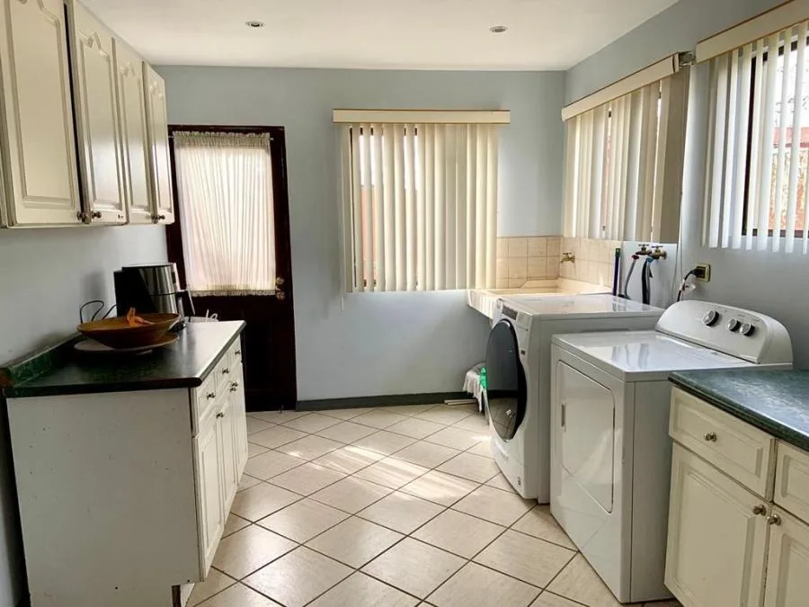 Casa en Venta en Santo Domingo, Heredia RAH #221229 - Venta en Santo Domingo — photo 4