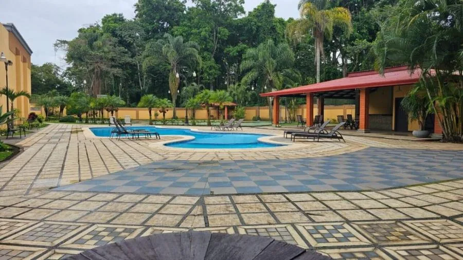 Venta de Casa en Freses de Curridabat 4 habitaciones MGA - Venta en Curridabat