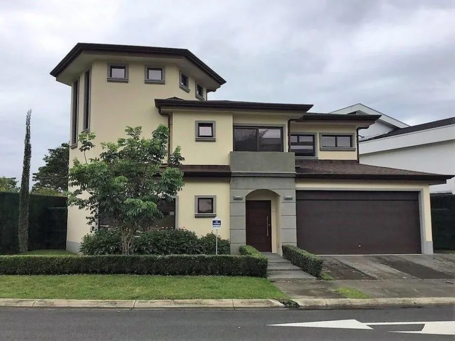 Casa en venta en Ulloa, Heredia. RAH 23-2217 - Venta en Heredia