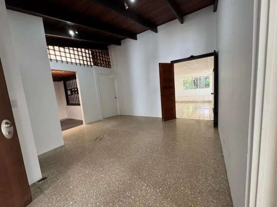 MLS-25-1132 LS ALQUILER CASA MATA REDONDA SAN JOSE - Alquiler / Renta en San José — photo 2