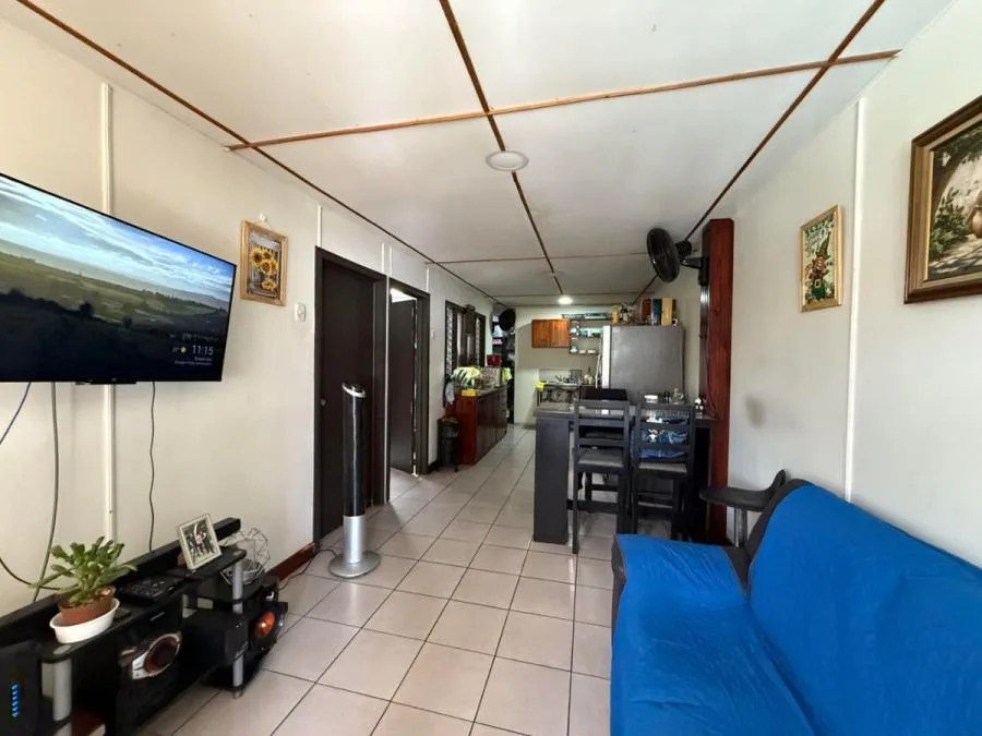 COMERCIO CON APARTAMENTO EN VENTA, GOICOCHEA,Cod#25-1517 - Venta en Goicoechea — photo 2