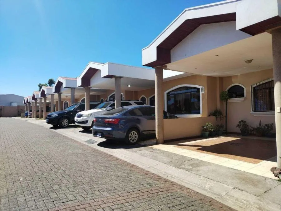 Venta de Casa en Coyol Alajuela MGA - Venta en Alajuela
