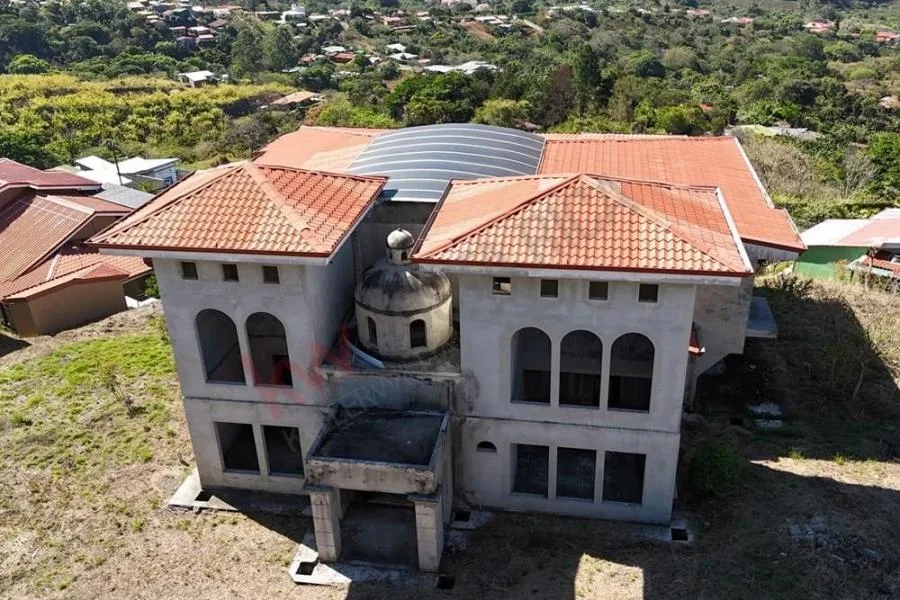 Venta de Propiedad  de Lujo para Terminar - Venta en Chahuites