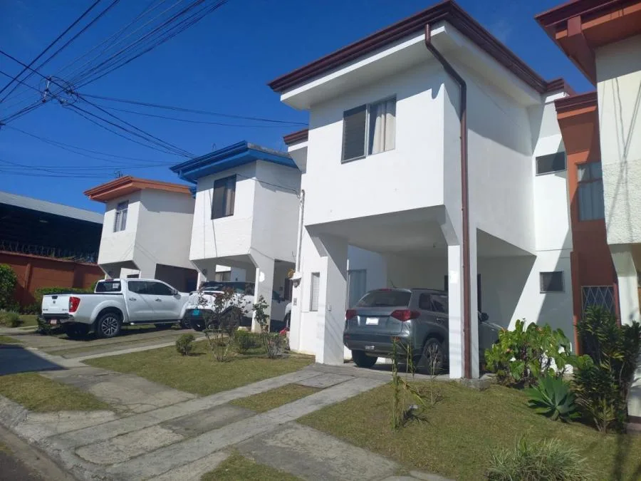Venta de Casa en Montes de Oca, San José. RAH 25-1527 - Venta en Montes de Oca