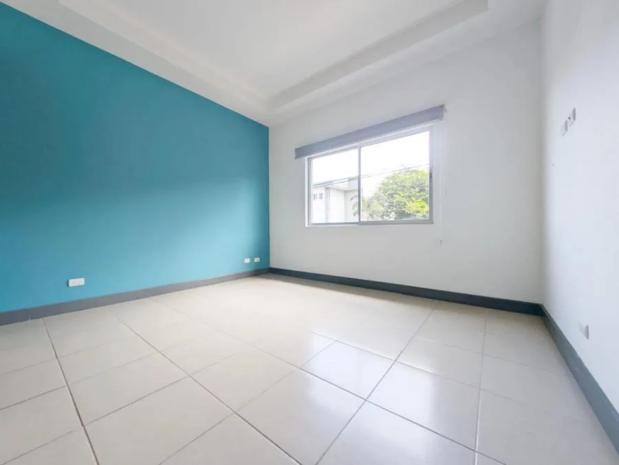 Venta de Casa en Goicoechea, San José. RAH 25-1540 - Venta en Goicoechea — photo 5