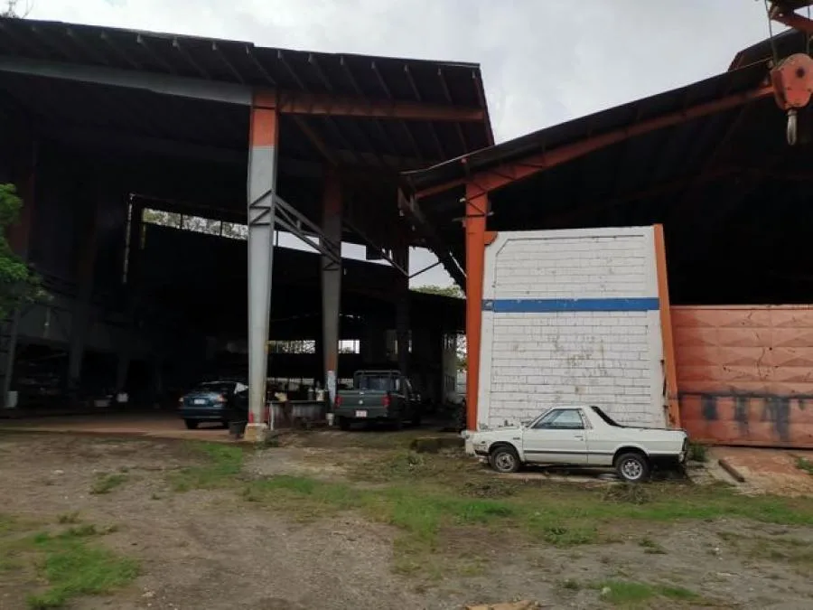 Venta de Dos Bodegas en La Uruca, San José. - Venta en Uruca — photo 2