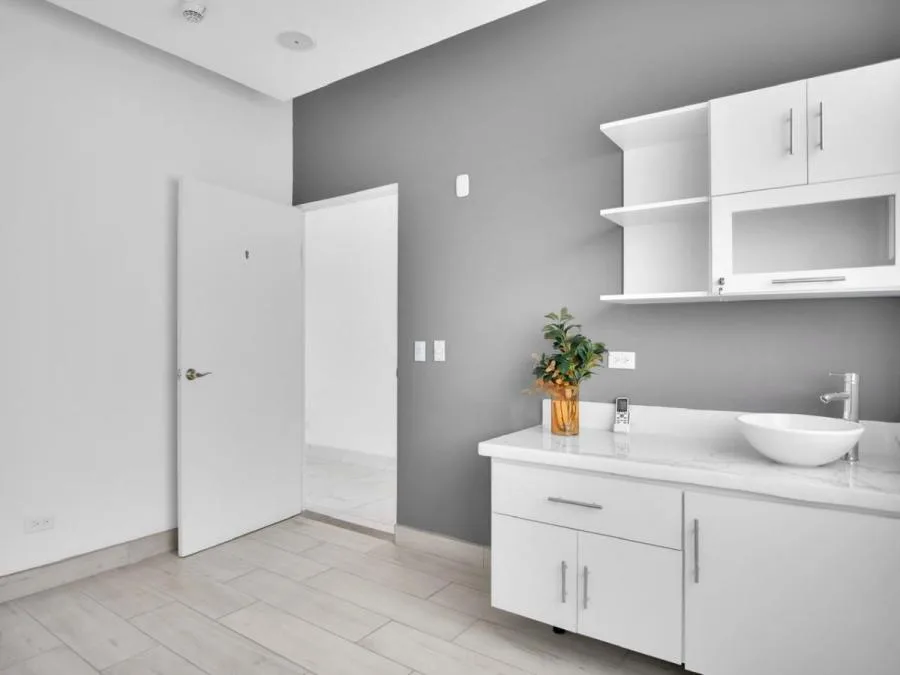 ALQUILER DE CONSULTORIO, SAN JOSÉ, LOS YOSES - 9555833 - Alquiler / Renta en San Pedro — photo 3