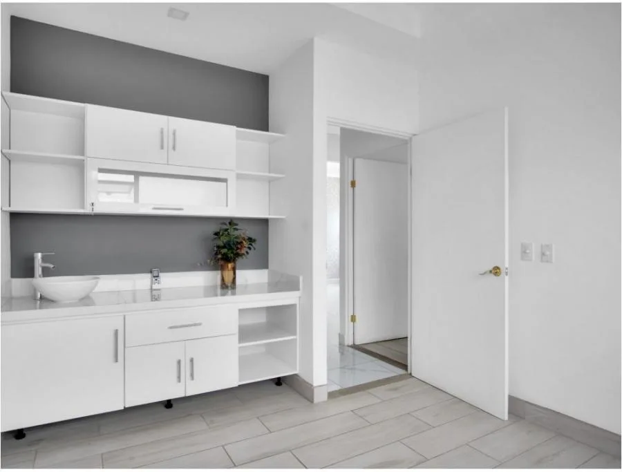ALQUILER DE CONSULTORIO, SAN JOSÉ, LOS YOSES - 9555833 - Alquiler / Renta en San Pedro — photo 4