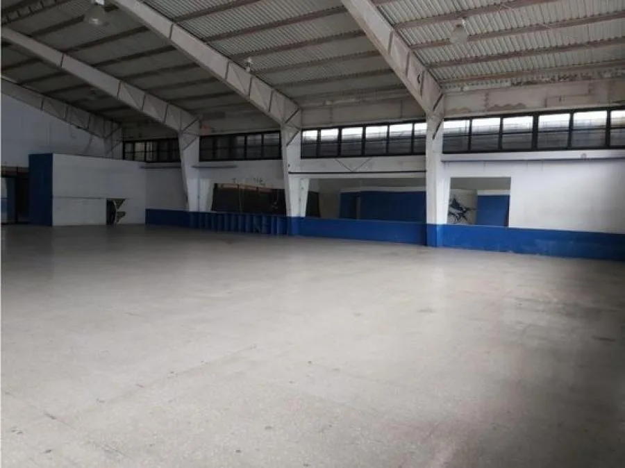 ALQUILER DE LOCAL COMERCIAL, SAN JOSE, CENTRO COMERCIAL SABANA SUR. - Alquiler / Renta en Mata Redonda