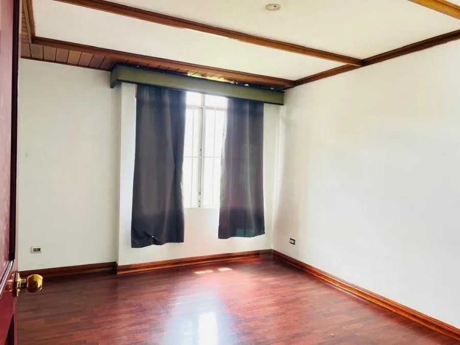 Venta de apartamento de 191 m2 en San Pedro Montes de Oca Mga - Venta en Montes de Oca — photo 2