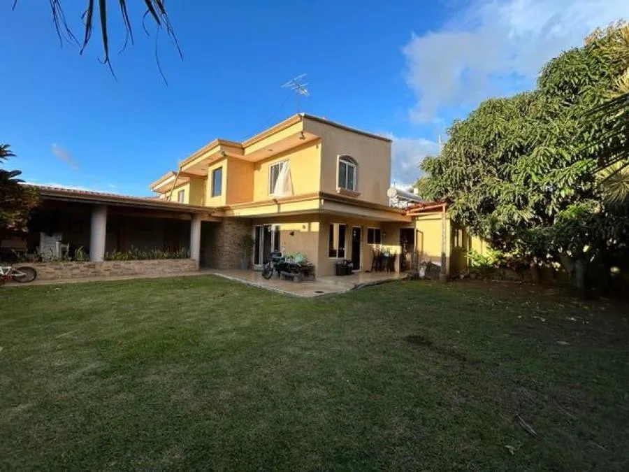 Venta de Casa en San Francisco, Heredia. RAH 25-168 - Venta en San Francisco