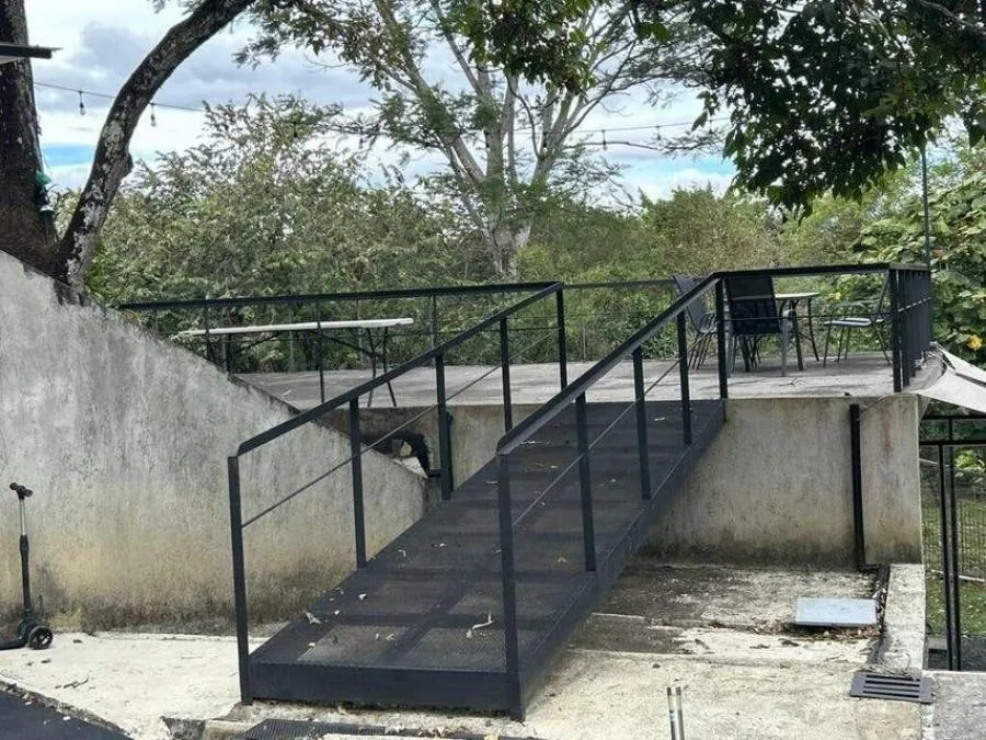 Venta de Casa de Arquitectura Industrial Contemporánea en Mora-Piedras Negras, San José. - Venta en Mora — photo 2