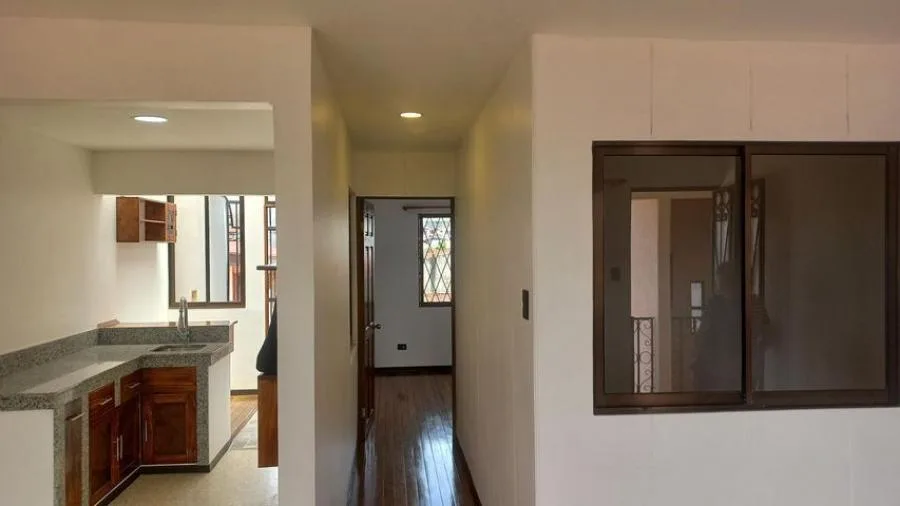 Alquiler de Apartamento en Moravia, San José. - Alquiler / Renta en Moravia — photo 2