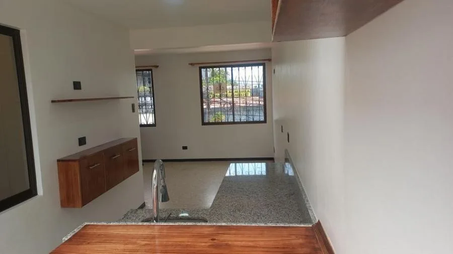 Alquiler de Apartamento en Moravia, San José. - Alquiler / Renta en Moravia — photo 5