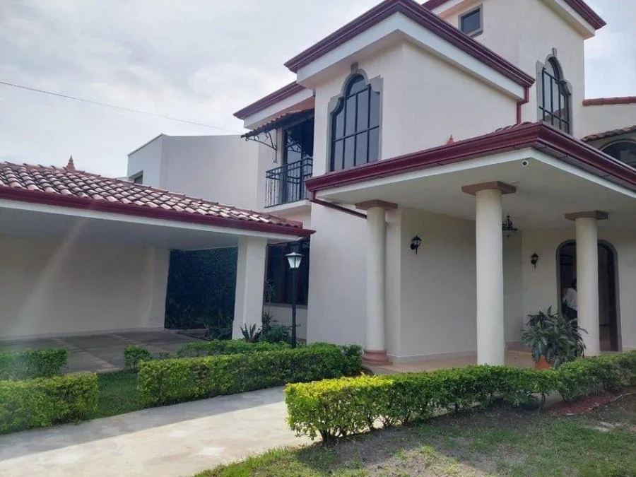 Alquiler de Casa en Santa Ana, San José. RAH 24-1719 - Alquiler / Renta en Santa Ana