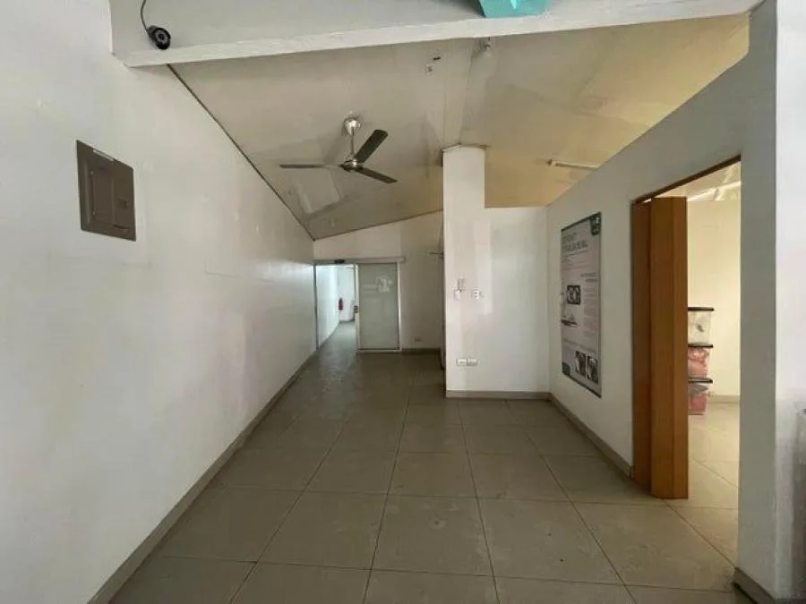 Venta de Local Comercial en Santo Domingo de Heredia. RAH 26-161 - Venta en Santo Domingo — photo 2
