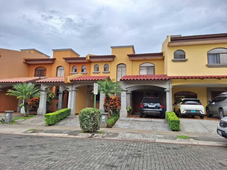 Alquiler de Casa en San Joaquín, Heredia. RAH 25-1847 - Alquiler / Renta en San Joaquín