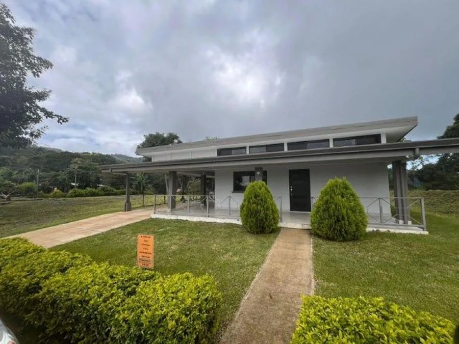 Venta de Casa en Puriscal, San José. RAH 25-53 - Venta en Desamparaditos