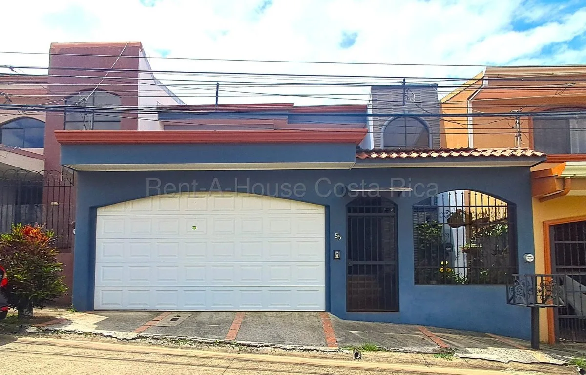 Casa moderna inteligente con jardín y excelente ubicación en San Pablo de Heredia #26-1782 GS - Venta en San Pablo