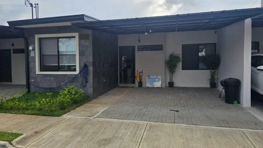 Venta de Casa en Pozos, Santa Ana. RAH 26-687 - Venta en Santa Ana