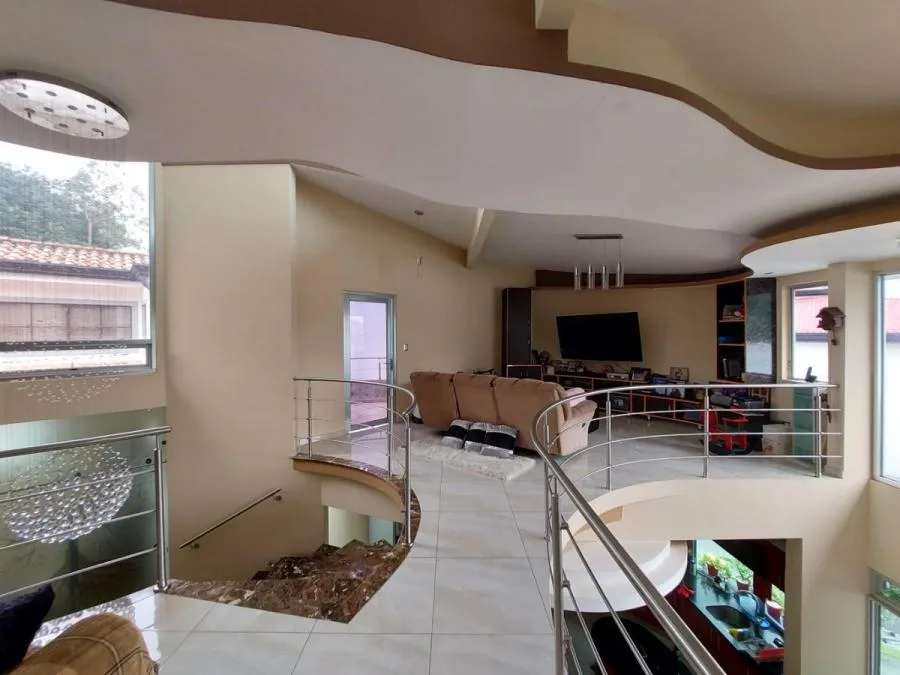 Venta de propiedad con 2 casas en Santo Domingo Heredia - Venta en Santo Domingo — photo 3