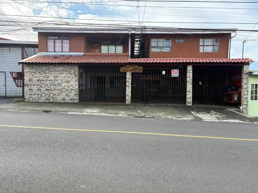 Venta de Excelente Casa en Goicoechea, San José / JB OFC Mls. 25-1142 - Venta en Goicoechea