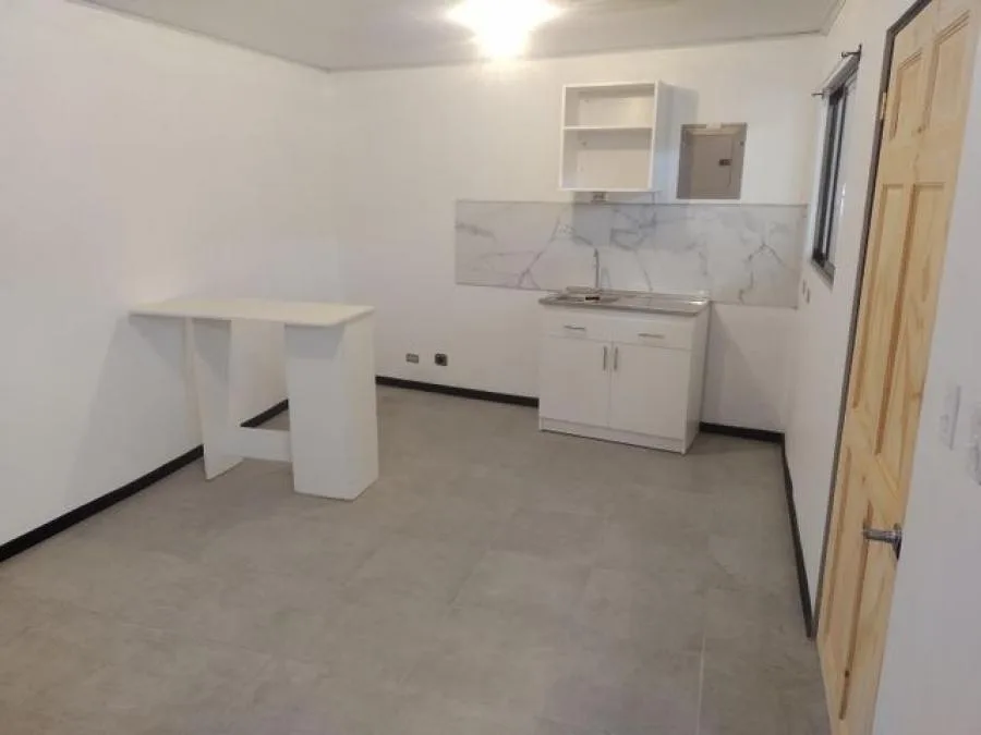 VENTA DE LOCAL COMERCIAL EN SAN JOSE - Venta en San José — photo 5