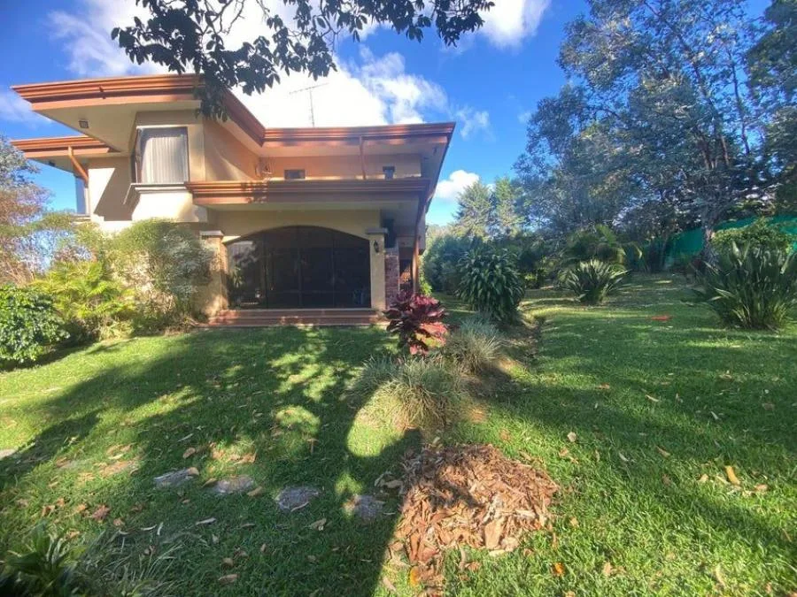 Venta de Casa en San Rafael, Heredia. RAH 25-600 - Venta en San Rafael
