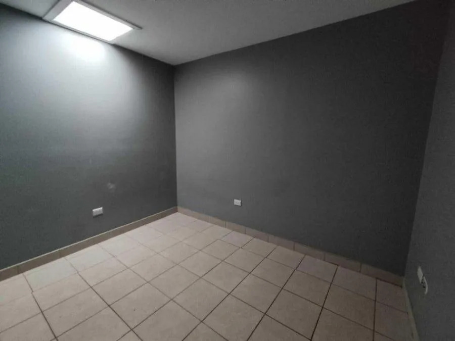 MLS-25-1091 LS VENTA PROPIEDAD CON 4 APARTAMENTOS GOICOECHEA SAN JOSE - Venta en Goicoechea — photo 3