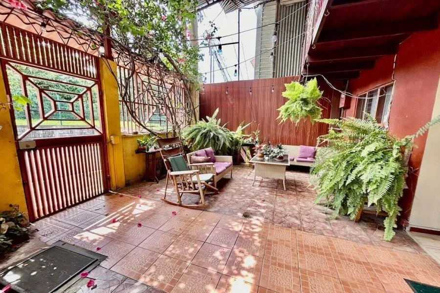 Venta de dos casas en Mercedes, Montes de Oca $450.000 #LL155 - Venta en San Pedro