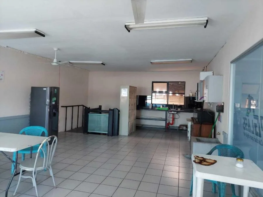 BODEGAS EN VENTA EN LA URUCA, SAN JOSÉ RAH 232291 - Venta en Uruca — photo 3