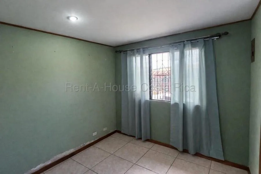 Venta de Casa en Ipís de Guadalupe. RAH 26-1515 - Venta en Goicoechea — photo 2