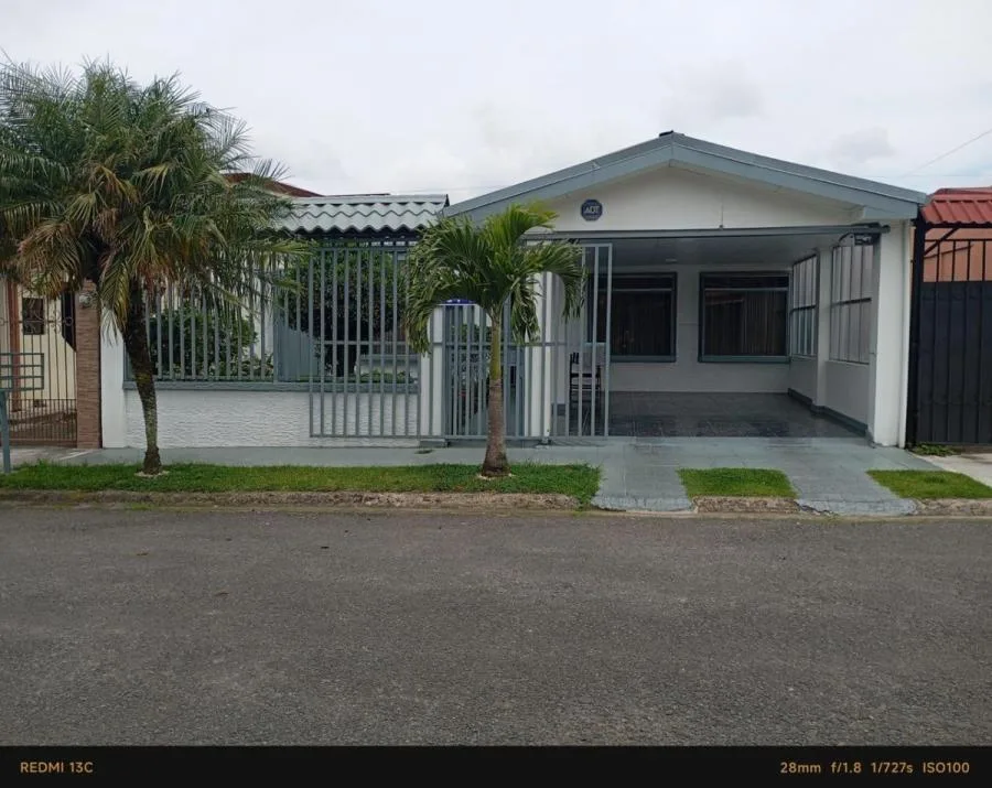 Venta de Casa en Agua Caliente, Cartago. RAH 25-1751 - Venta en Aguacaliente