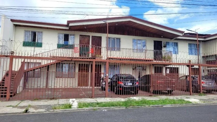 Apartamento en venta moderno con balcón y amenidades en Tibás #26-874 GS - Venta en Tibás