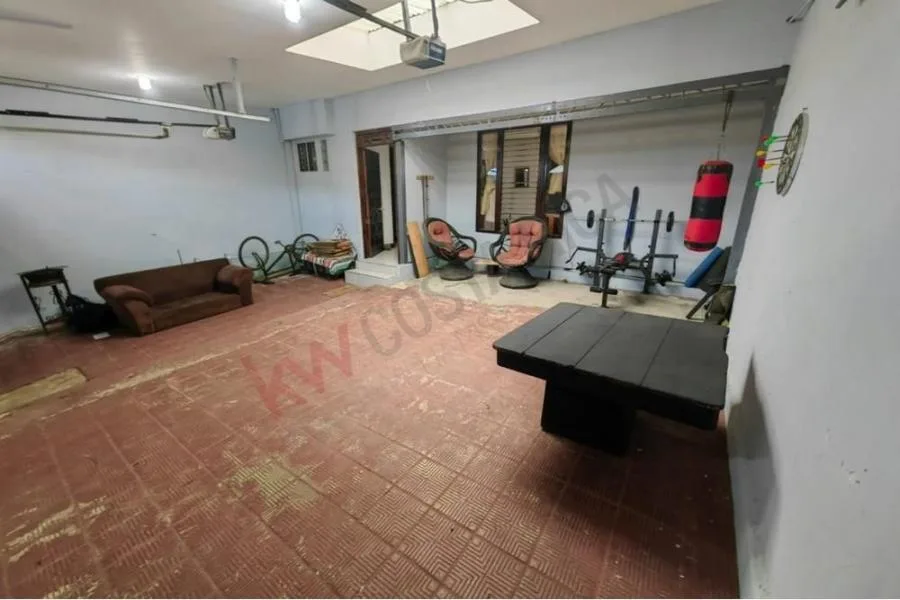 PROPIEDAD EN VENTA EN LOS COLEGIOS SUR , MORAVIA #5431 - Venta en Moravia — photo 2