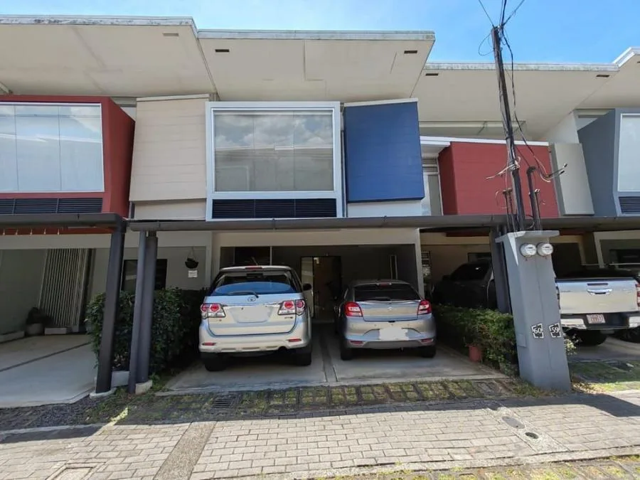 Venta de Casa en San Rafael de Heredia - Venta en San Rafael