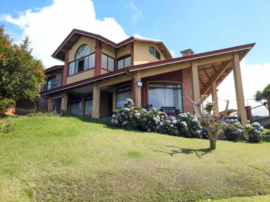 CASA EN VENTA EN SAN ISIDRO, HEREDIA RAH 233236  - Venta en Heredia