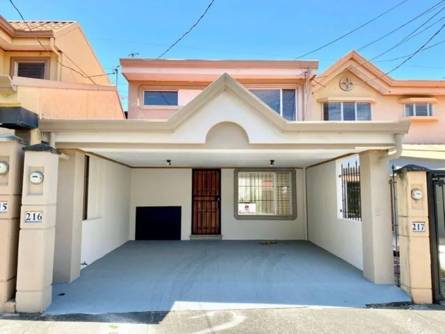 VENTA DE CASA EN HEREDIA CL22-1438 - Venta en Heredia