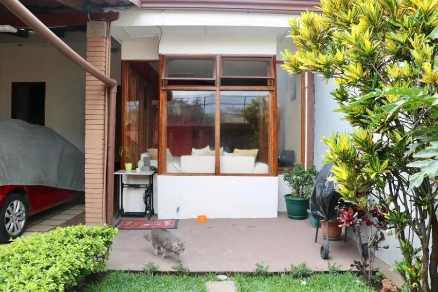 Venta de Casa en Uruca, San José. RAH 25-3 - Venta en Uruca — photo 2