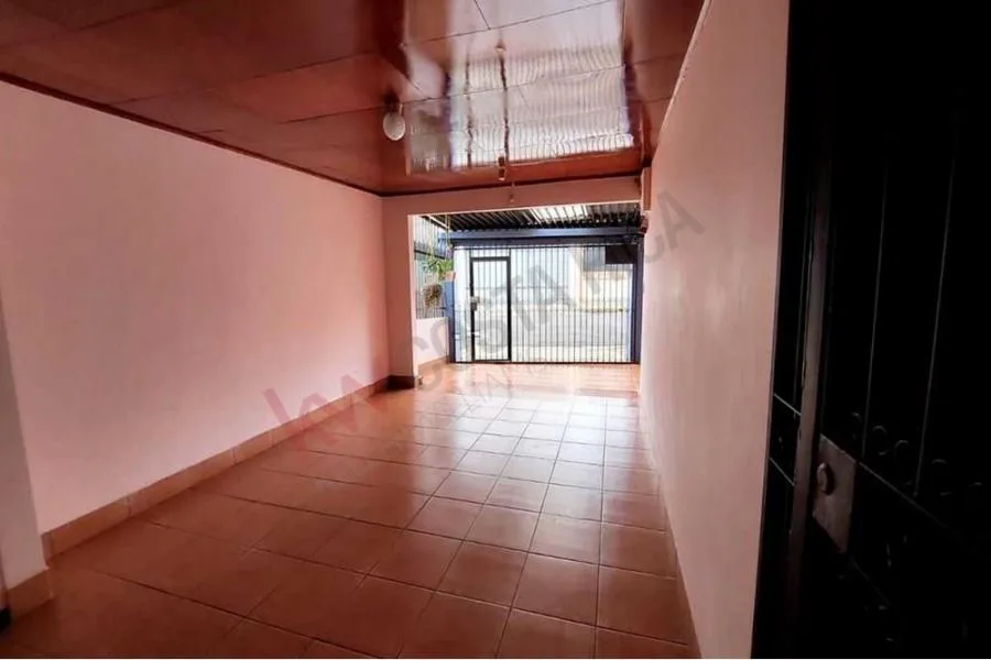 Venta de casa en Barrio La Guaria, Moravia US$ 298.000 #3416 - Venta en Moravia — photo 3