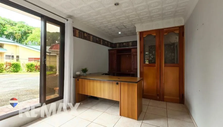 ELEGANTE Y ESPACIOSA CASA A LA VENTA CON LLAVE EN MANO EN EL CENTRO DE PÉREZ ZELEDÓN - Venta en Perez Zeledón — photo 5