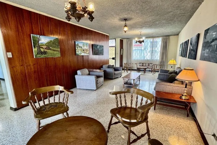 Venta de casa en Barrio Los Profesores, Montes de Oca $355.000 #RC1792 - Venta en San Pedro — photo 2