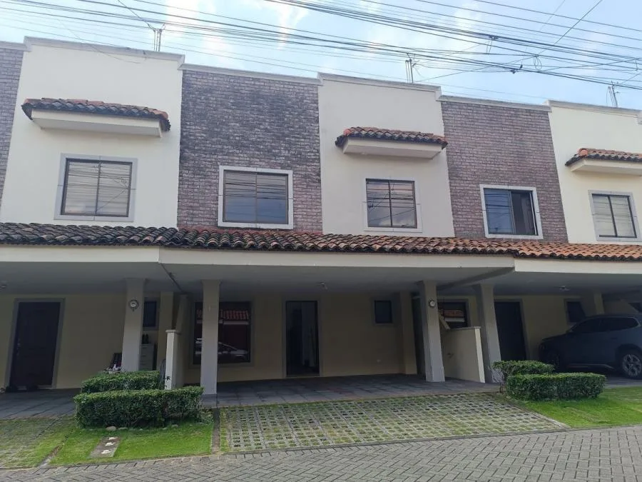 Venta de casa en condominio en San Pablo de Heredia US$ 185,000 #4474 - Venta en San Pablo