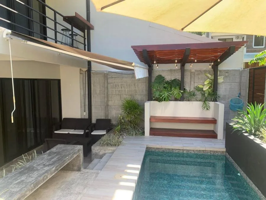 Alquiler de Casa en Herradura Jacó MGA - Alquiler / Renta en Jacó