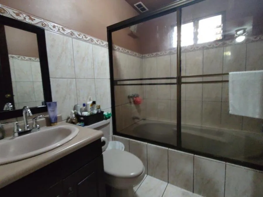 MLS-24-603 LS VENTA CASA MORAVIA SAN JOSE  - Venta en MORAVIA SAN JOSE — photo 3