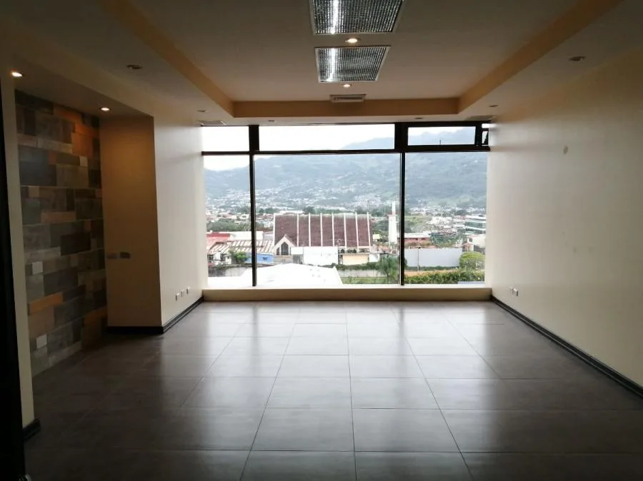 Oficina en Alquiler en Sabana Sur en Oficentro. COD1543037 - Alquiler / Renta en Montes de Oca