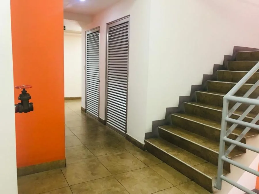 Venta de Apartamento con la ubicación céntrica en Torres Paseo Colón. - Venta en San José — photo 4