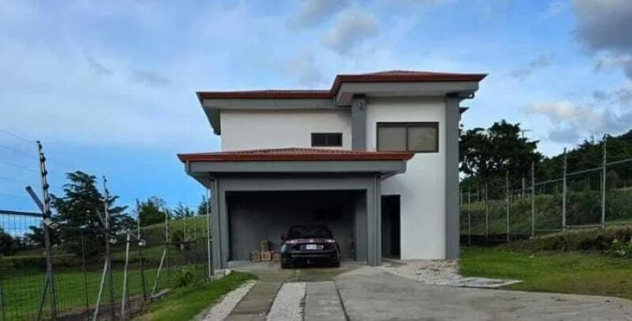 CASA EN VENTA EN SAN RAFAEL, cod: CTL MLS #25-748 - Venta en San Rafael